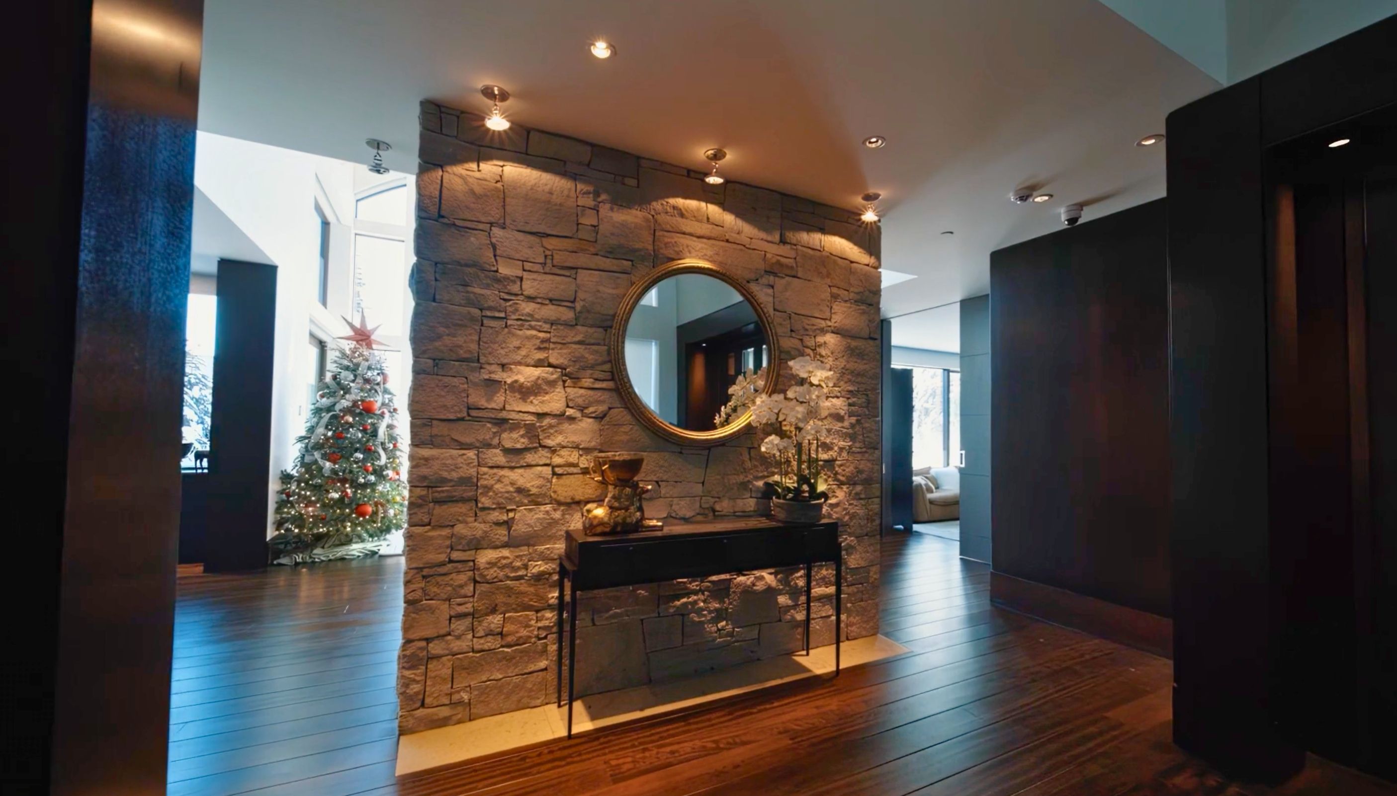 Altitude Retreat interior 17